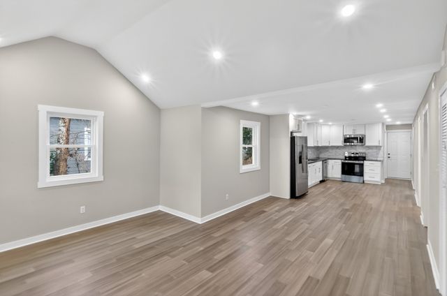 2725 Herman St, Nashville, TN 37208