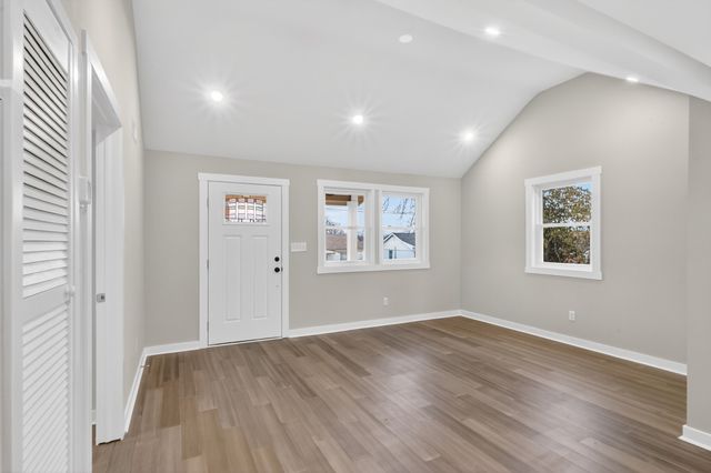 2725 Herman St, Nashville, TN 37208