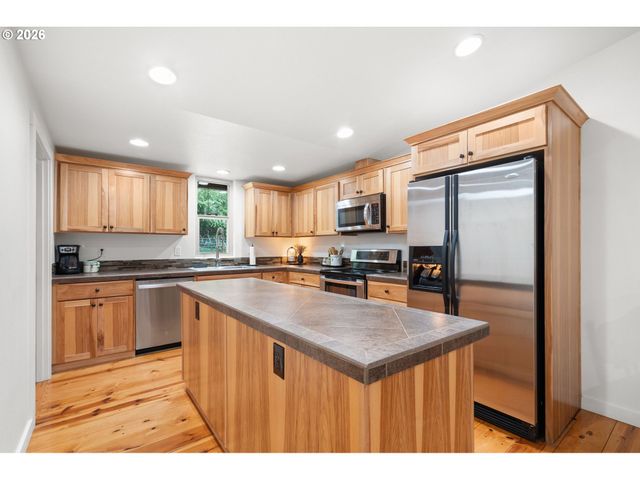 17416 Ne HOOPER WOLLAM Rd, Amboy, WA 98601
