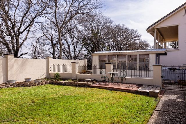 522 Preston Trail, Kerrville, TX 78028