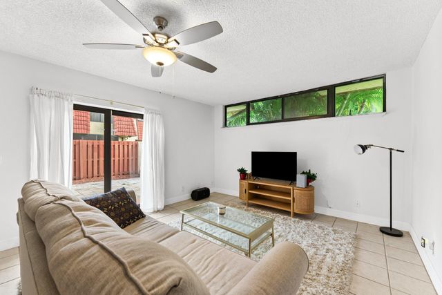 3874 VICTORIA Drive, West Palm Beach, FL 33406