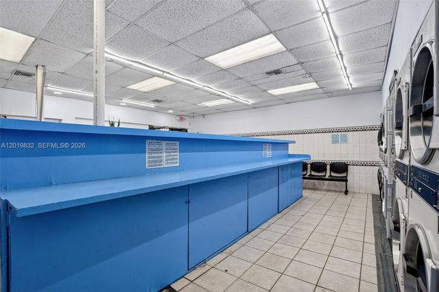 Coin Laundry for Sale on Palm Ave Hialeah, Hialeah, FL 33010