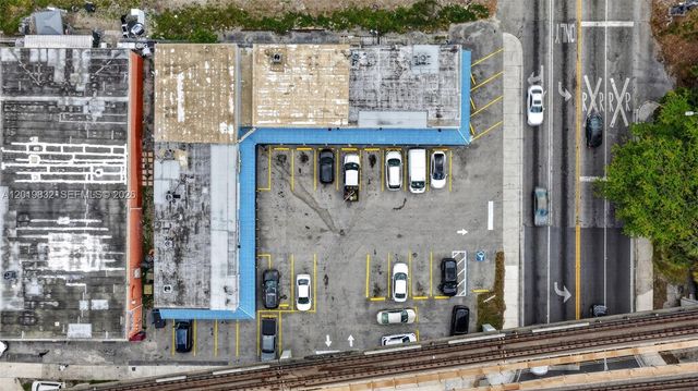 Coin Laundry for Sale on Palm Ave Hialeah, Hialeah, FL 33010