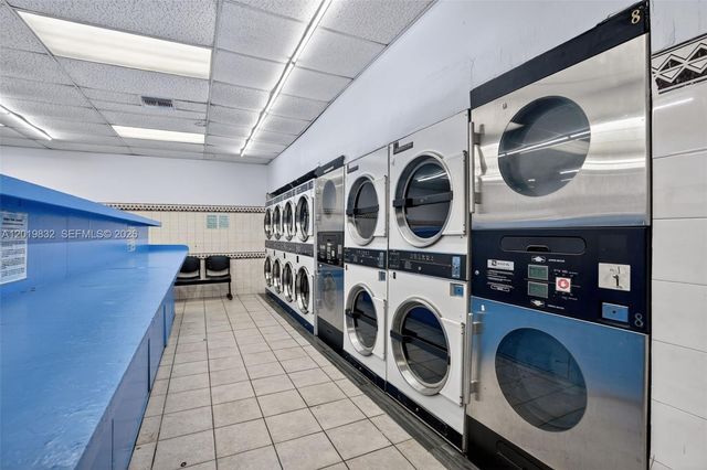 Coin Laundry for Sale on Palm Ave Hialeah, Hialeah, FL 33010