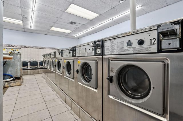 Coin Laundry for Sale on Palm Ave Hialeah, Hialeah, FL 33010
