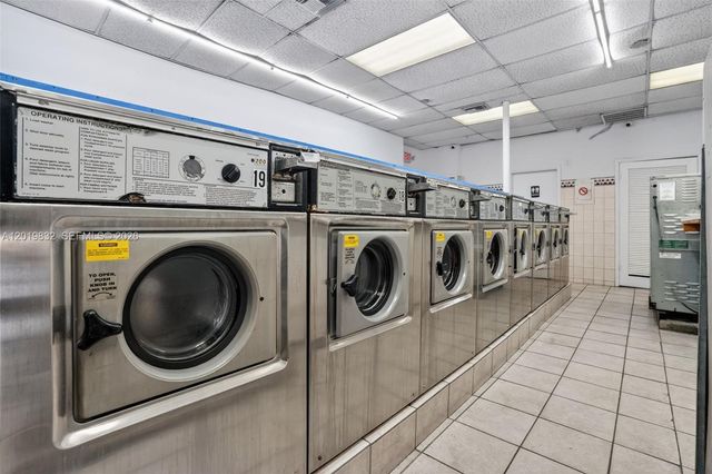 Coin Laundry for Sale on Palm Ave Hialeah, Hialeah, FL 33010