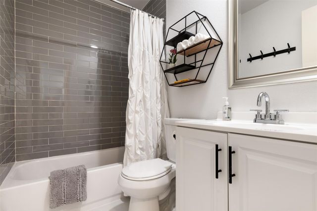 802 Ramble LN, Austin, TX 78745