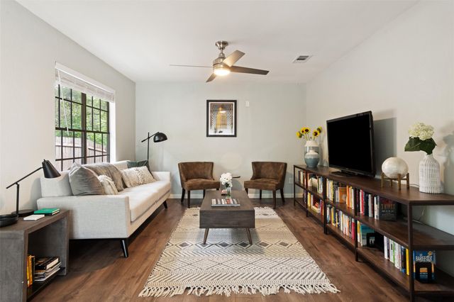 802 Ramble LN, Austin, TX 78745