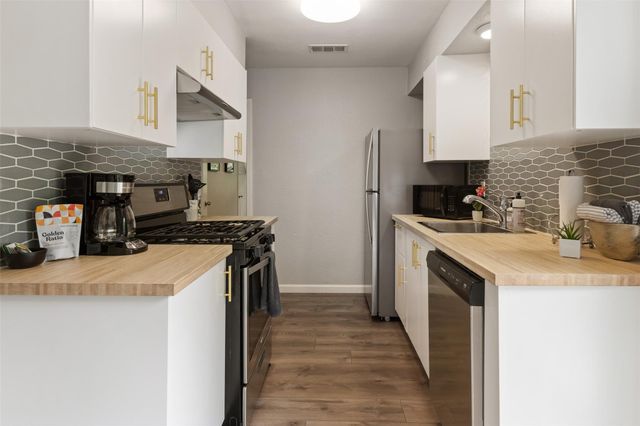 802 Ramble LN, Austin, TX 78745