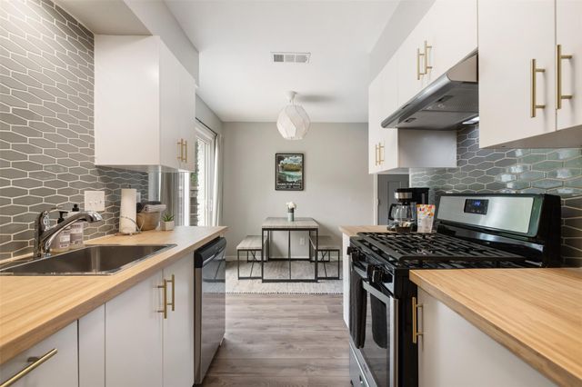 802 Ramble LN, Austin, TX 78745