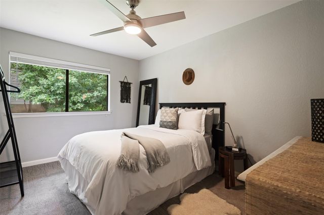 802 Ramble LN, Austin, TX 78745