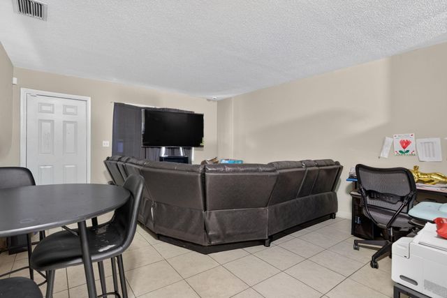 1769 NW 55th Avenue 1769, Lauderhill, FL 33313