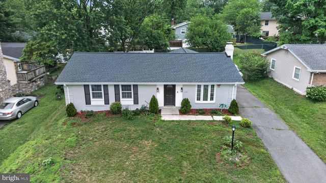 1314 E HOLLY AVE, Sterling, VA 20164