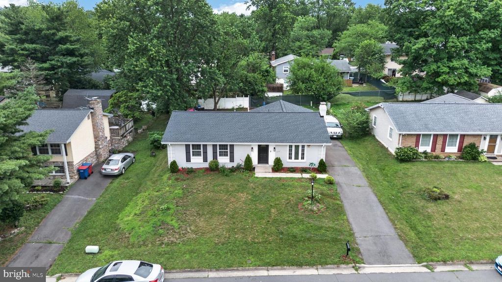 1314 E HOLLY AVE, Sterling, VA 20164