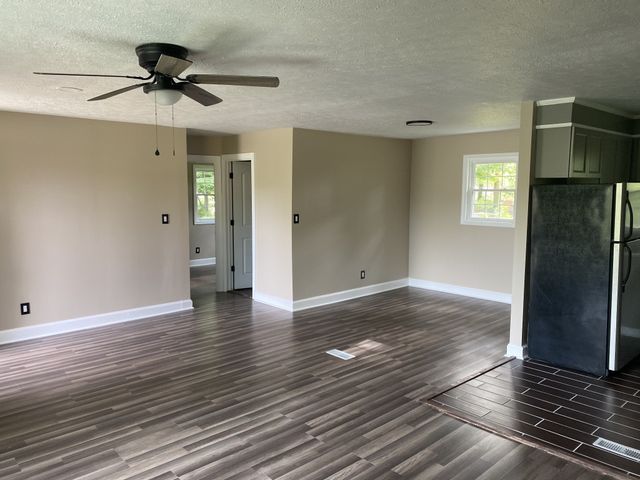 917 Madison St, Manchester, TN 37355