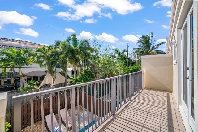 1849 NE 26TH 2, Fort Lauderdale, FL 33305