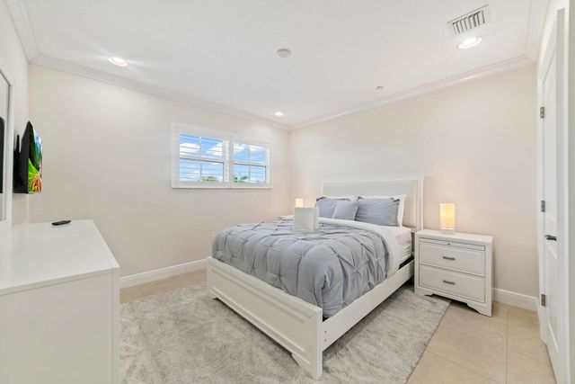 1849 NE 26TH 2, Fort Lauderdale, FL 33305