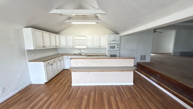 201 E Hubbard Street, Josephine, TX 75173