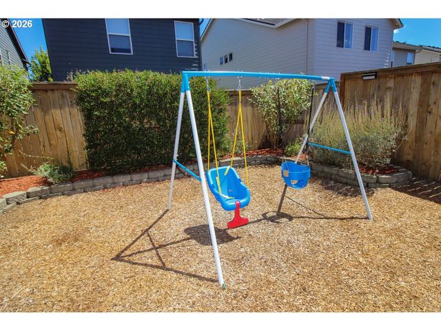 822 S 22ND Ave, Cornelius, OR 97113