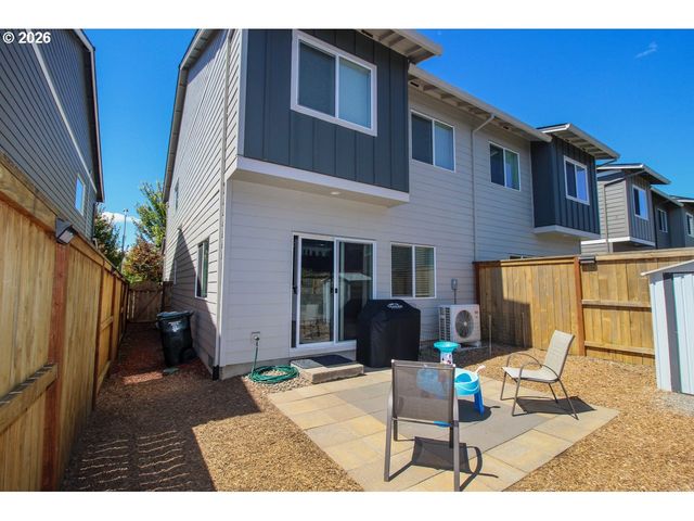 822 S 22ND Ave, Cornelius, OR 97113