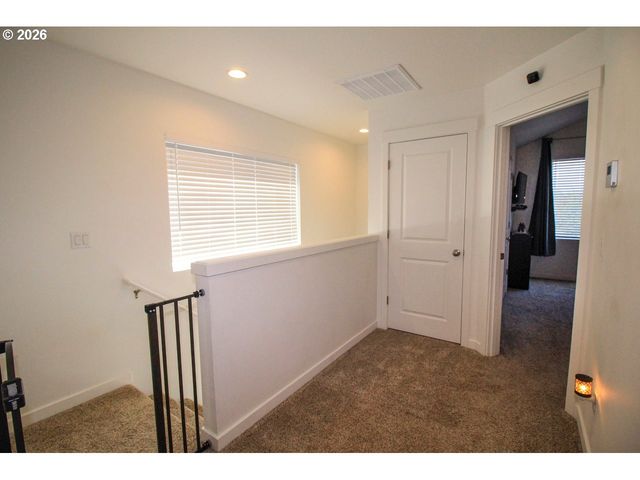 822 S 22ND Ave, Cornelius, OR 97113
