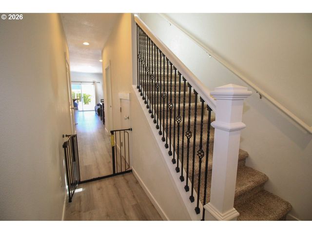 822 S 22ND Ave, Cornelius, OR 97113