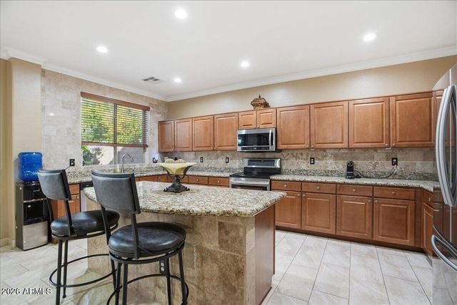 2414 W FLORENTINE Road, Phoenix, AZ 85086