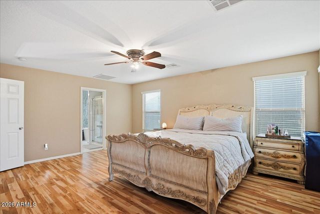 2414 W FLORENTINE Road, Phoenix, AZ 85086