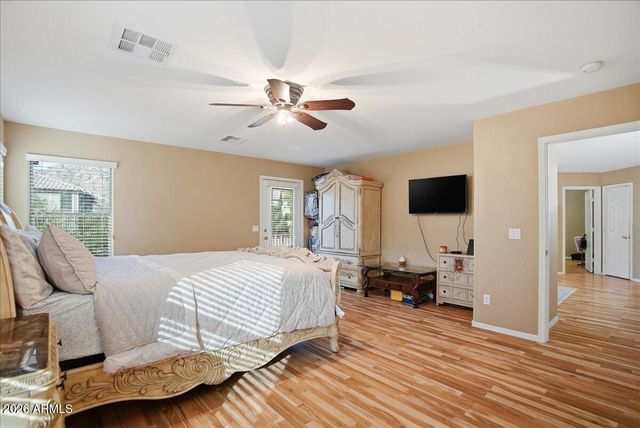 2414 W FLORENTINE Road, Phoenix, AZ 85086