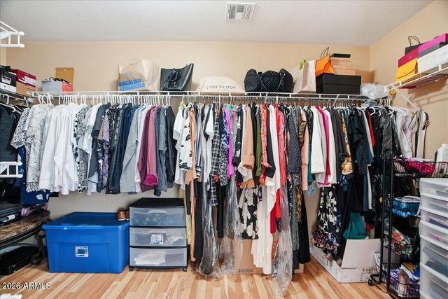 2414 W FLORENTINE Road, Phoenix, AZ 85086