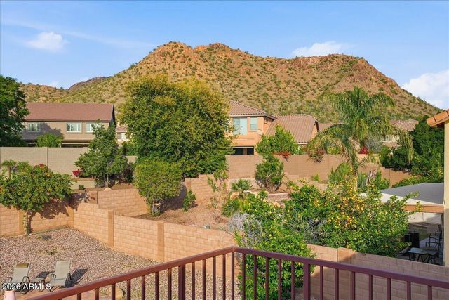 2414 W FLORENTINE Road, Phoenix, AZ 85086