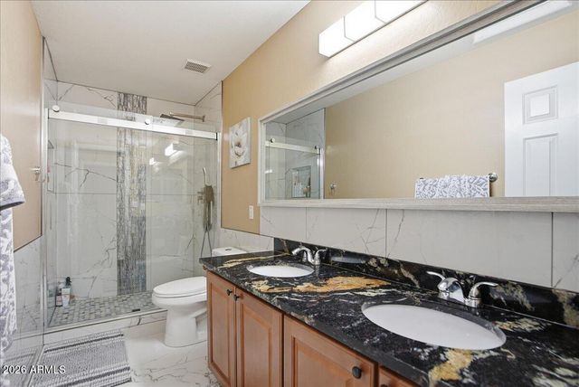 2414 W FLORENTINE Road, Phoenix, AZ 85086