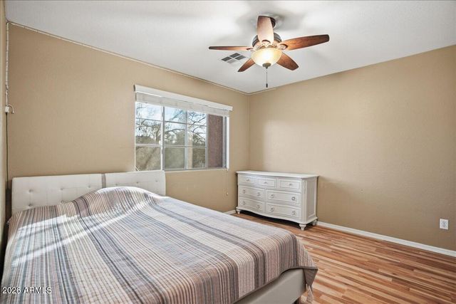 2414 W FLORENTINE Road, Phoenix, AZ 85086