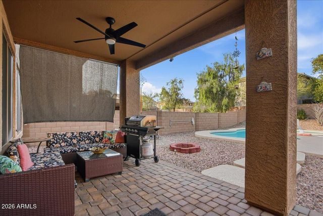 2414 W FLORENTINE Road, Phoenix, AZ 85086