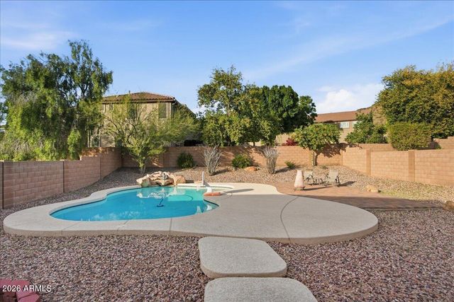 2414 W FLORENTINE Road, Phoenix, AZ 85086