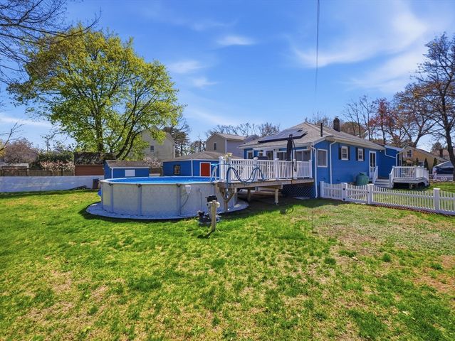 4 A St, Billerica, MA 01821