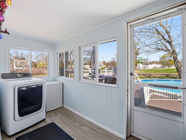 4 A St, Billerica, MA 01821
