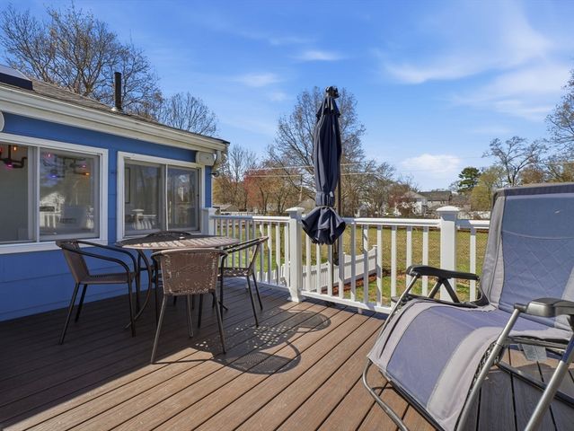 4 A St, Billerica, MA 01821