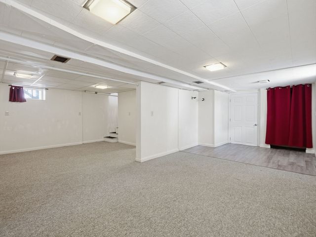 4 A St, Billerica, MA 01821