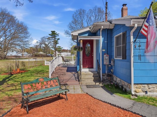 4 A St, Billerica, MA 01821