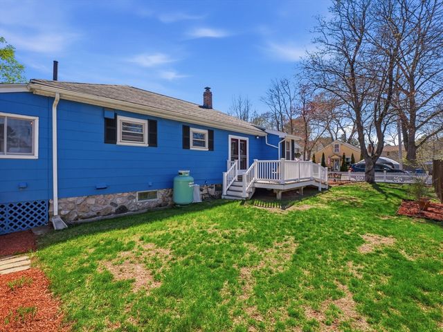 4 A St, Billerica, MA 01821
