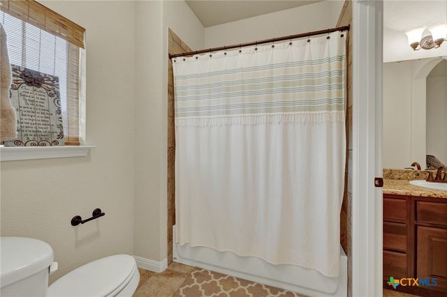 1937 Hunters Cove, New Braunfels, TX 78132