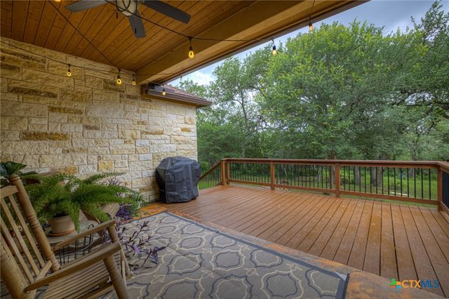 1937 Hunters Cove, New Braunfels, TX 78132