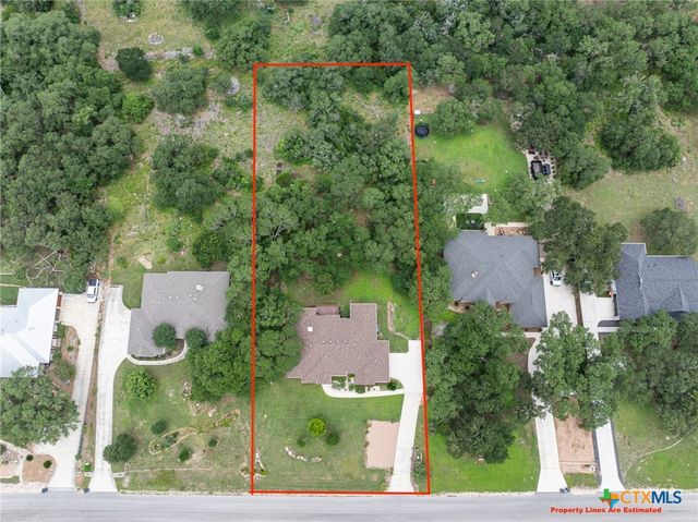 1937 Hunters Cove, New Braunfels, TX 78132