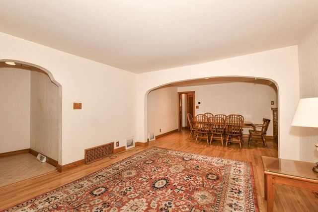 2874 N 59th STREET, Milwaukee, WI 53210