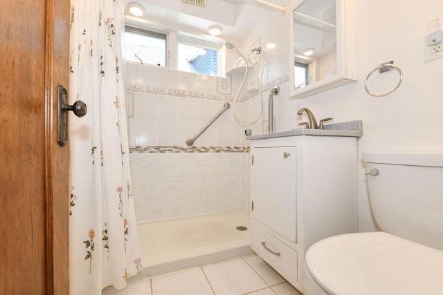 2874 N 59th STREET, Milwaukee, WI 53210