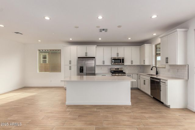 8638 S 170TH Avenue, Goodyear, AZ 85338