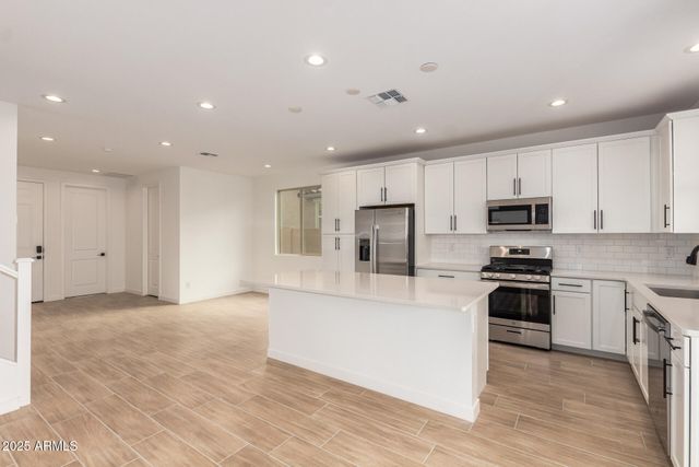 8638 S 170TH Avenue, Goodyear, AZ 85338