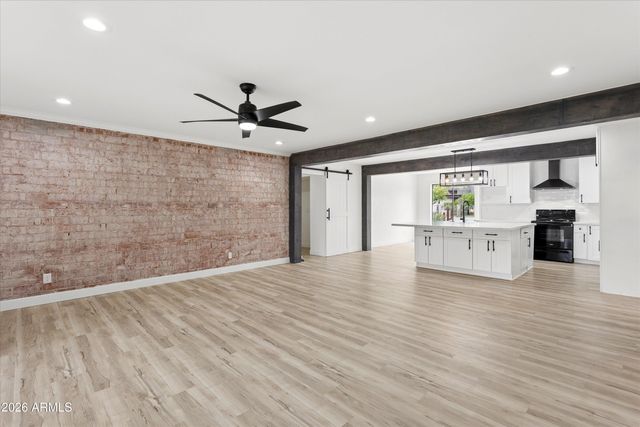 7201 N 16TH Drive, Phoenix, AZ 85021