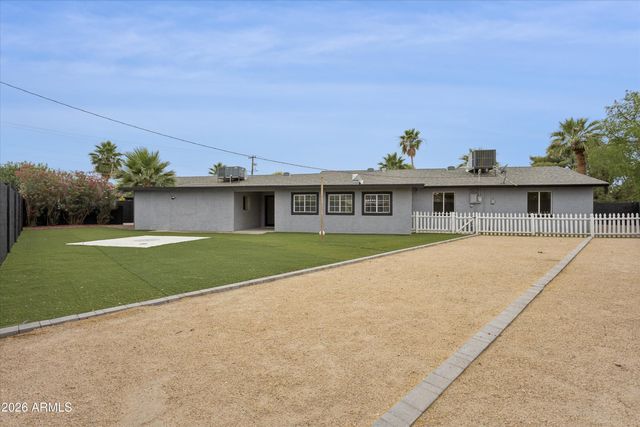 7201 N 16TH Drive, Phoenix, AZ 85021